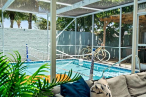 Beachside Escape Poolhouse w Game Room, Grill